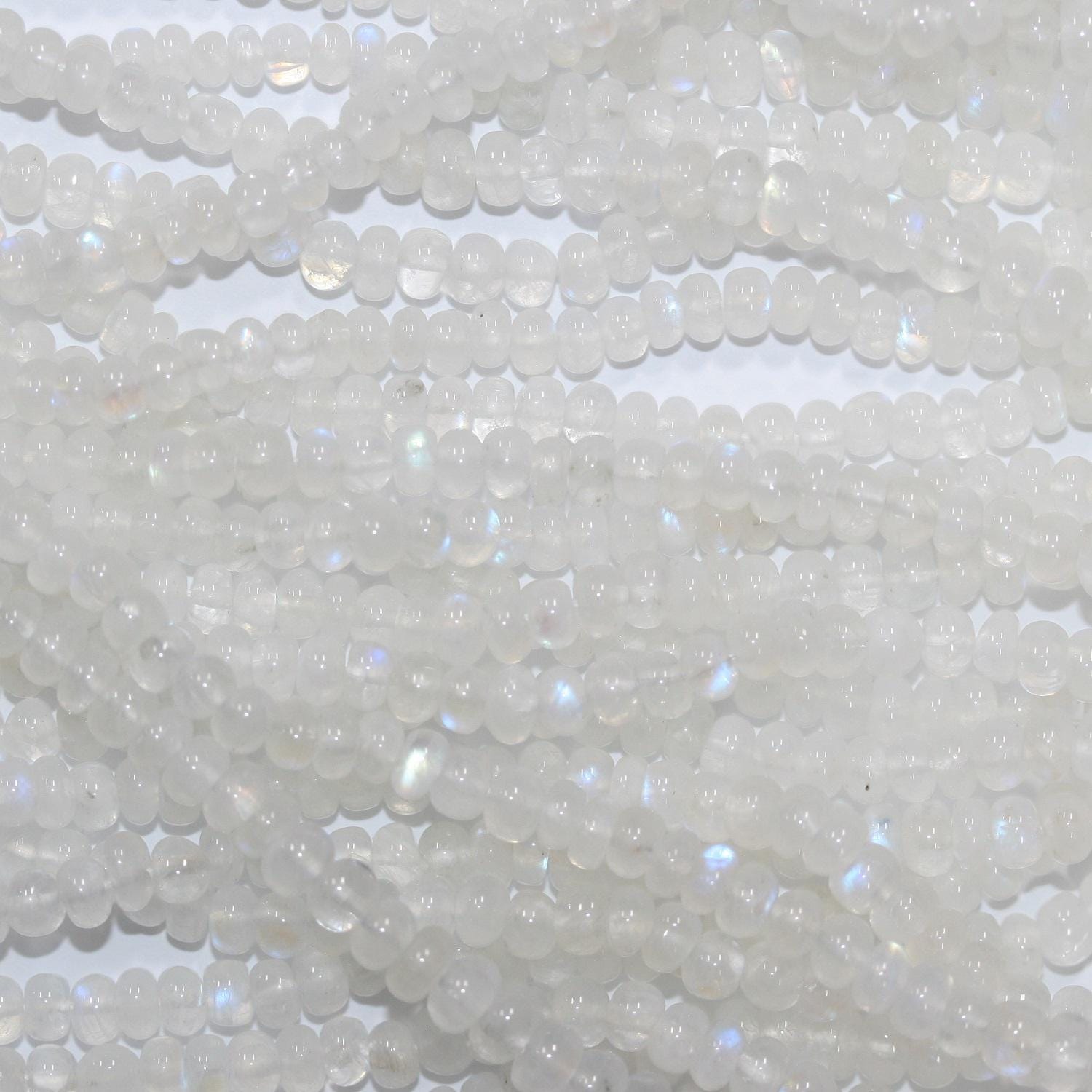 Cuentas redondas lisas de piedra lunar de 40 cm, graduadas, de 6 x 4 mm a 4 x 3 mm. Hilo de 40 cm.