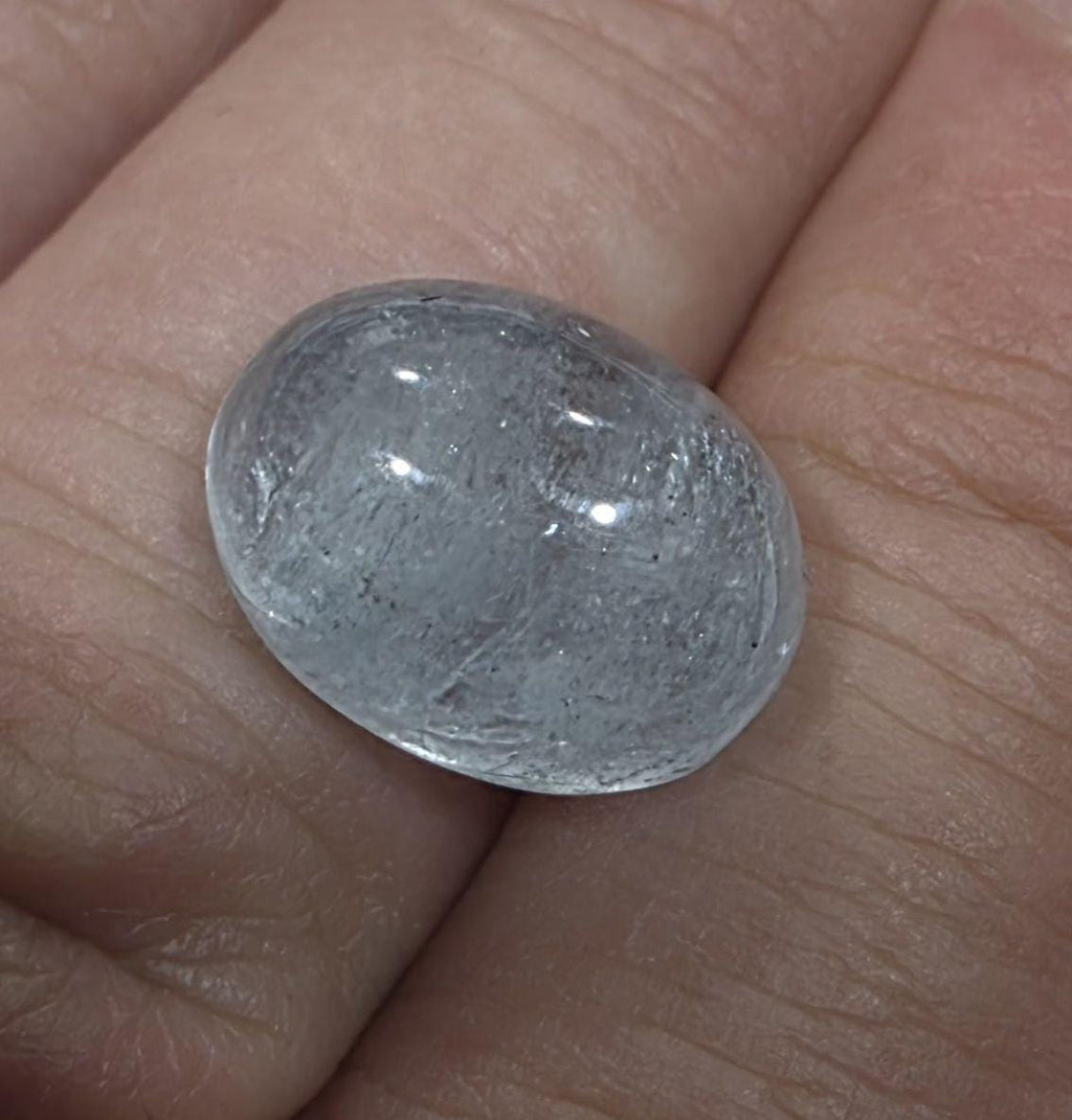 Natural Aquamarine Gemstone Oval Cabochon 14.1x10.6mm. 8.7Cts.