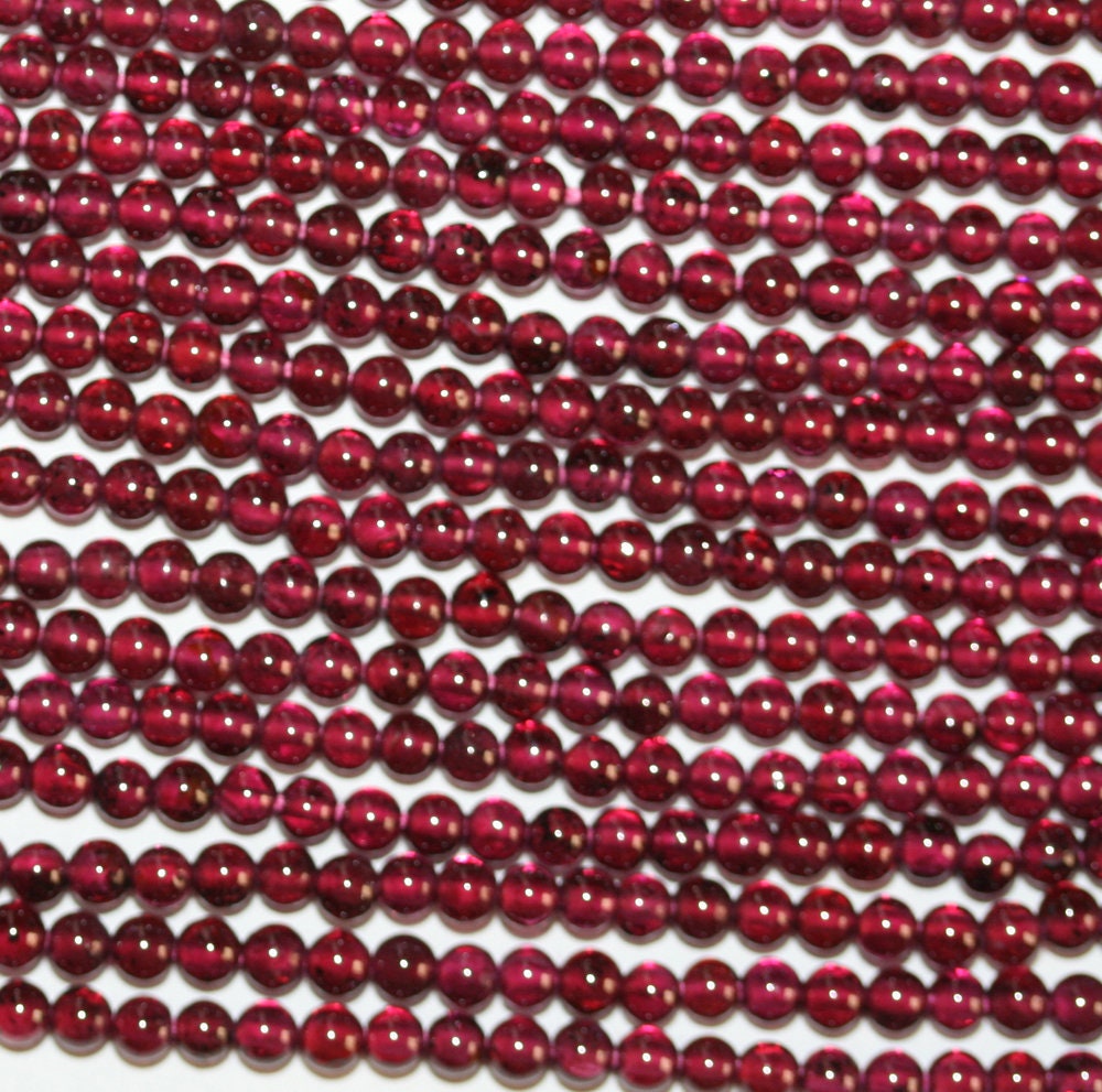 13" St Garnet Smooth Round Beads 3-3.5mm.-Strand 34cm