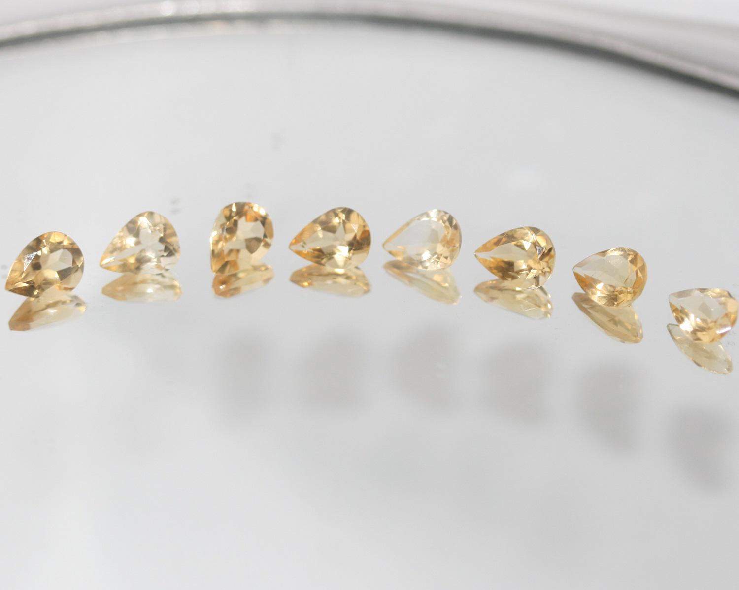 Lote de 8 gotas de citrino facetadas de 8 x 5 mm. (8 piezas).