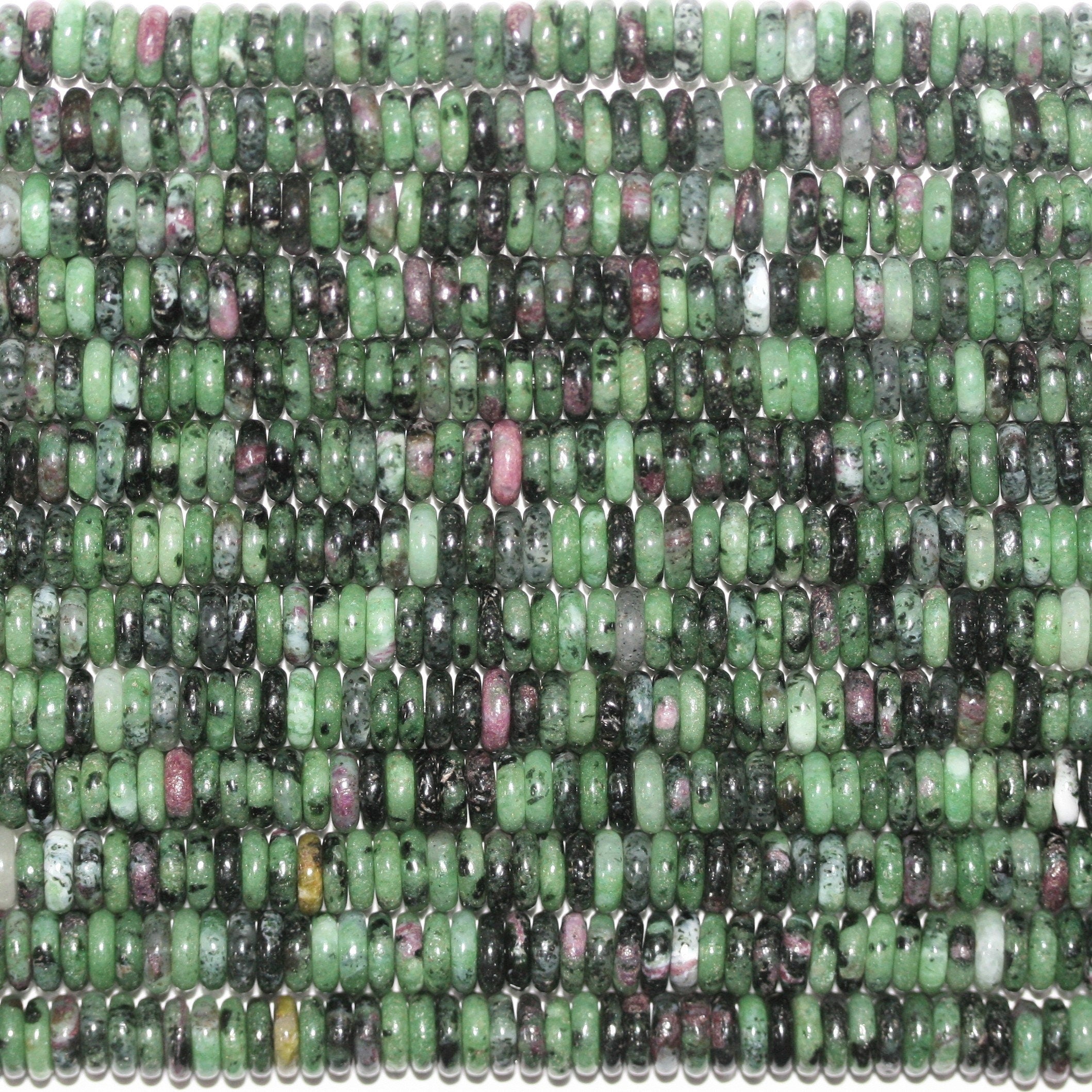 Perles rondelles lisses en zoïsite St Ruby 15" 6x2mm.- Brin 39cm.