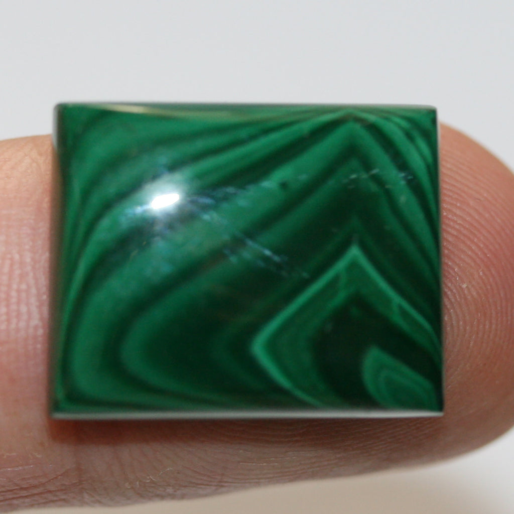 Malachite Rectangular Cabochon 22x17.5mm.(35.3ct)