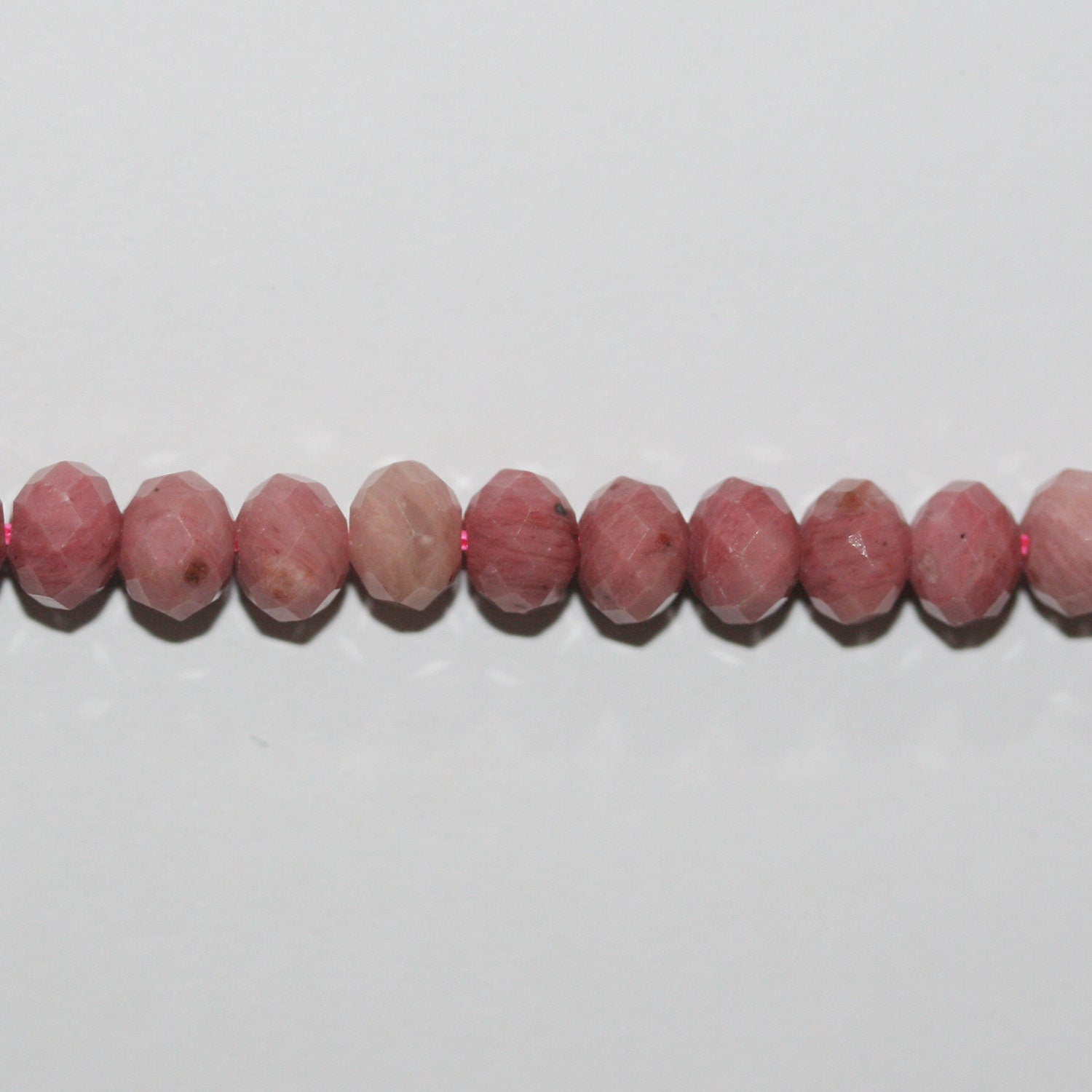 Perles rondelles à facettes en rhodonite de 38 cm (15 po), 5,5 x 4 mm - Fil de 39 cm