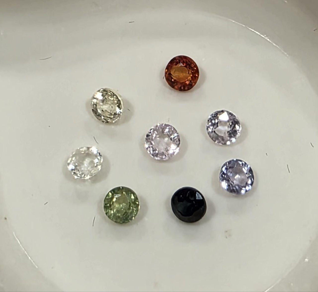 Lot de saphirs multicolores à facettes rondes de 2,8 à 3 mm (8 pièces) - Pierres précieuses en vrac - Prix de gros - Gemmes naturelles