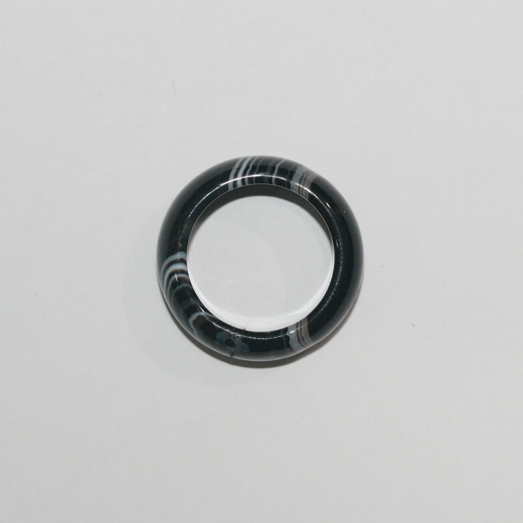 Colgante liso de ónix rayado de 27 x 10 mm