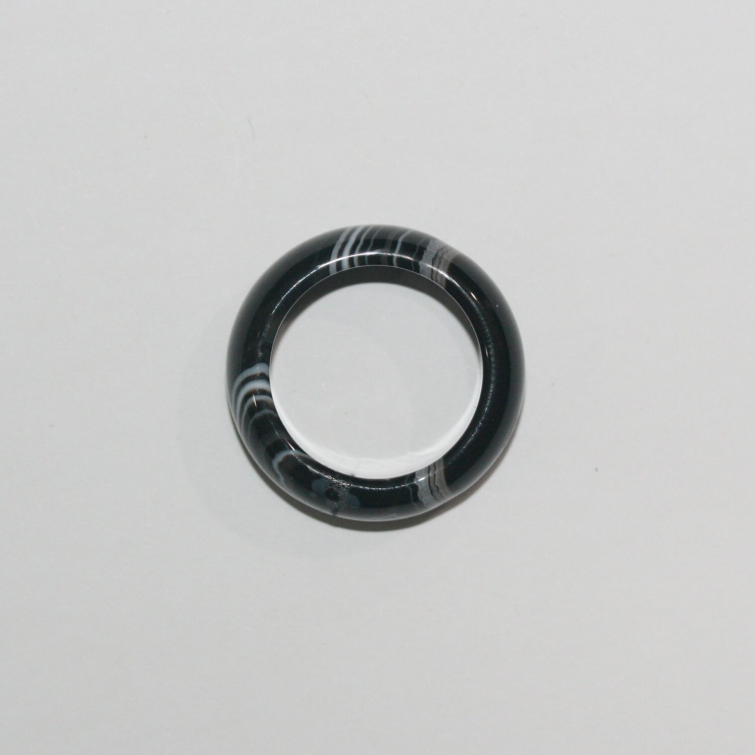 Colgante liso de ónix rayado de 27 x 10 mm