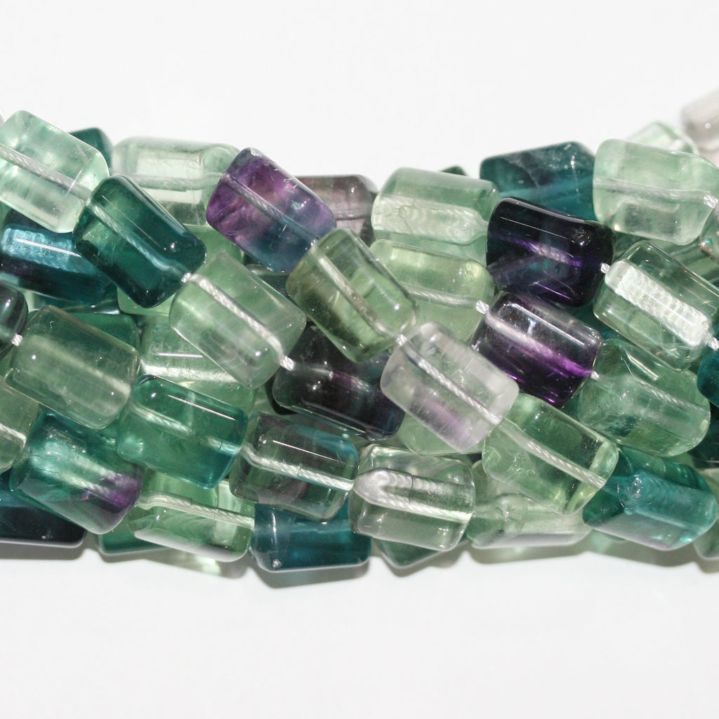 Cuentas de fluorita lisas triangulares de barril de 16" 14x10 mm - Hilo de 40 cm.