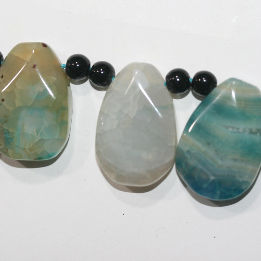 Cuentas facetadas de ágata azul St. de 16", 30 x 20 mm, hilo de 40 cm.