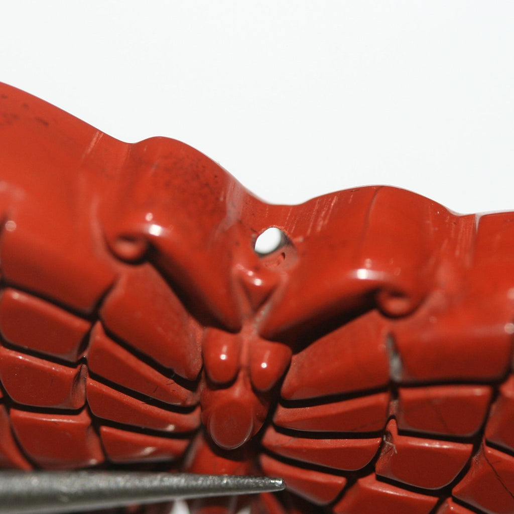 Colgante de mariposa de jaspe rojo 26x40 mm