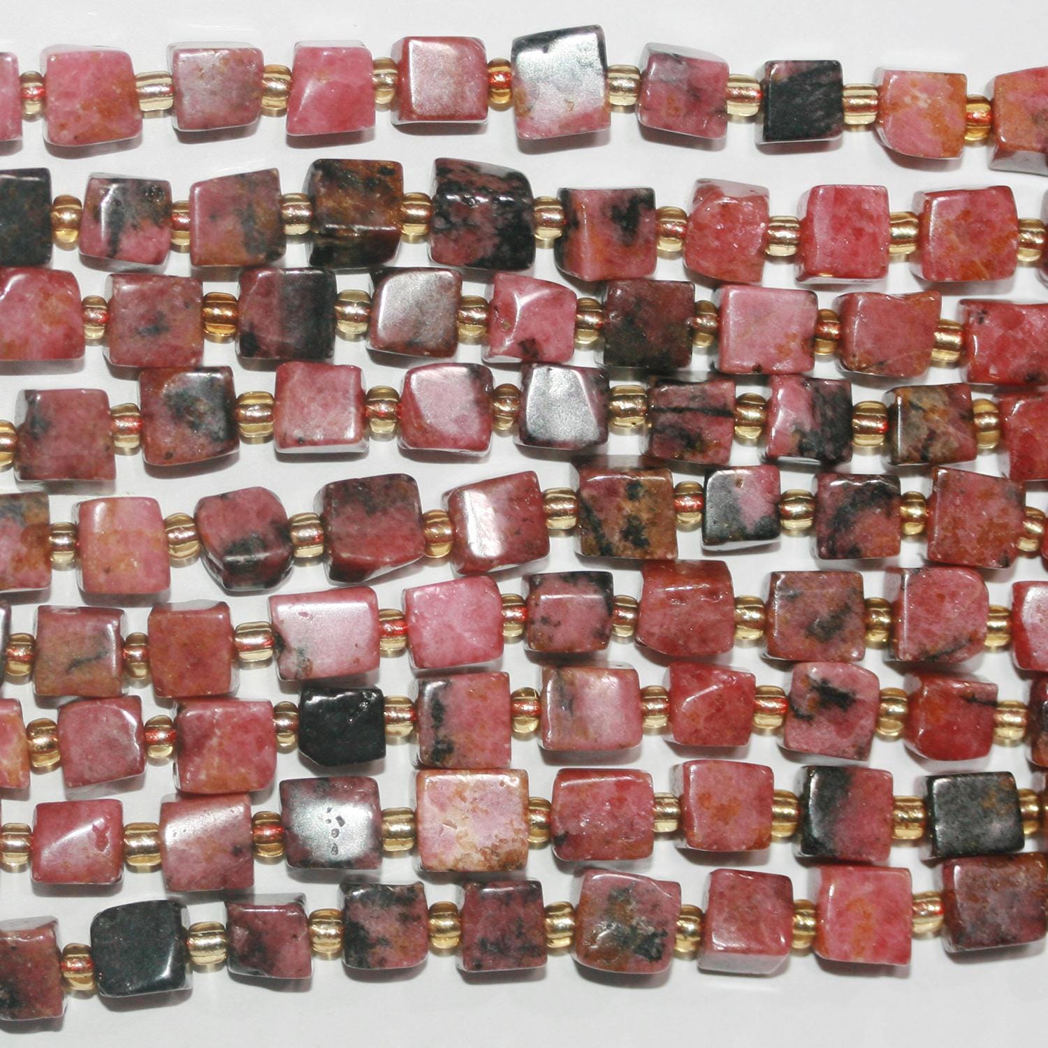 Perles cubiques irrégulières lisses en rhodonite St de 15 pouces, environ 6 mm - Fil de 39 cm.