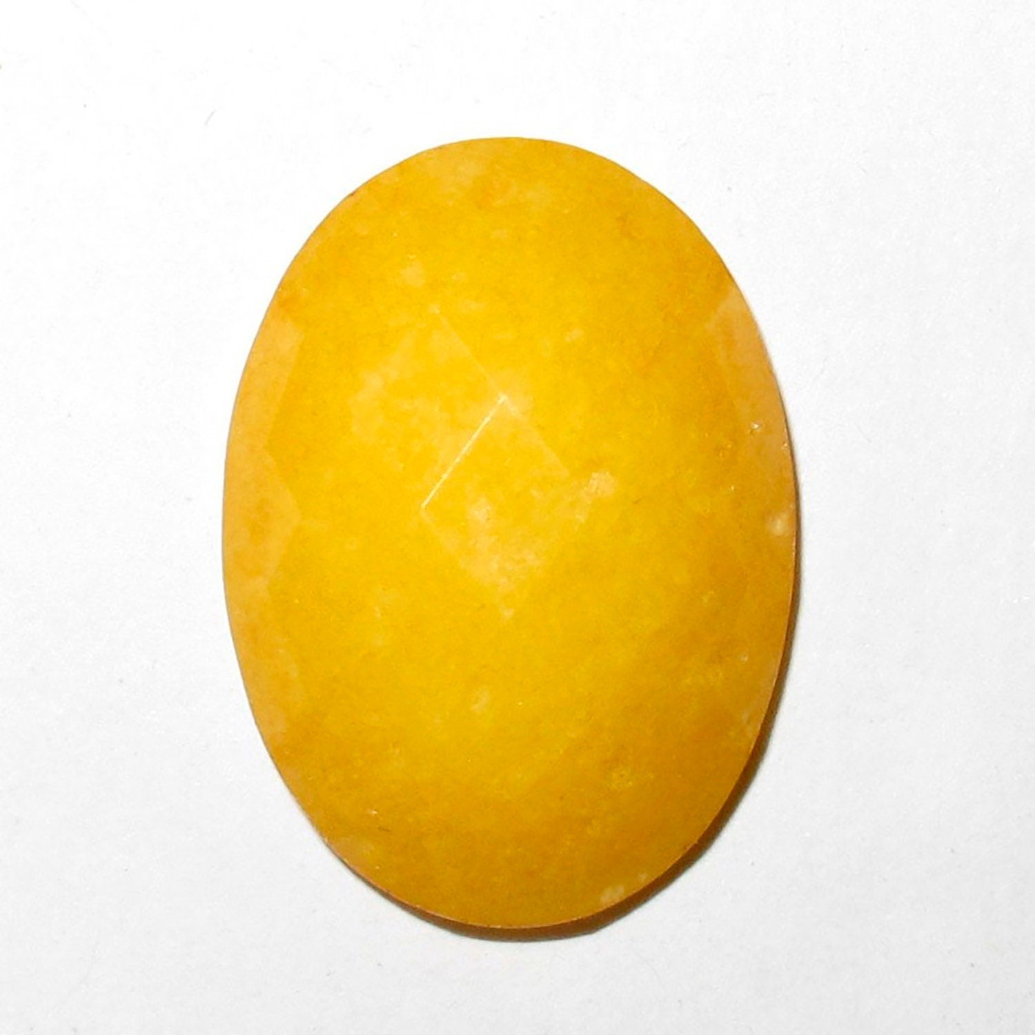 Lote de 8 cabujones facetados ovalados de jade teñido amarillo de 18 x 13 mm. (8 uds.).