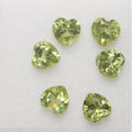 Lote de 6 Peridotos a Juego con Corte Corazón Facetado de 5 mm. - Verde Olivino