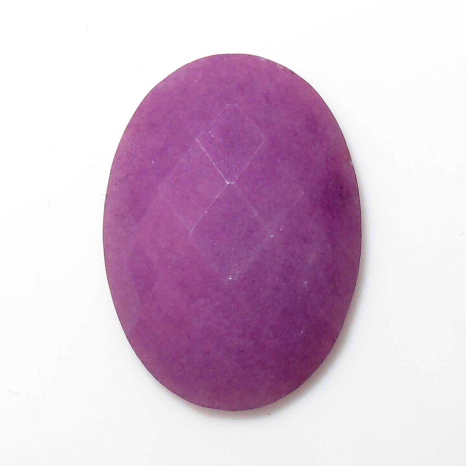 Lote de 8 cabujones facetados ovalados de jade teñido morado de 18 x 13 mm. (8 uds.)