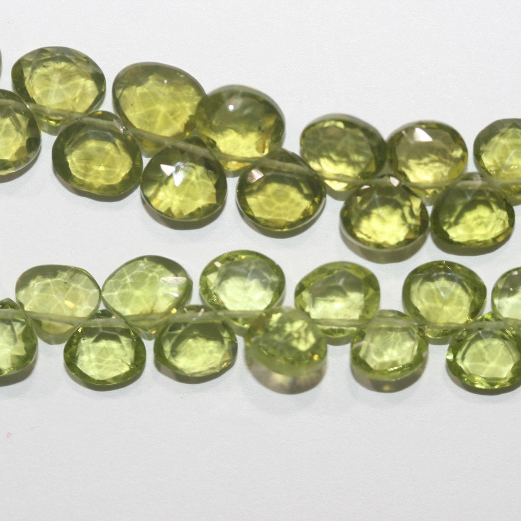 Perles en péridot facettées de 8 pouces (environ 20 cm), 6-7 mm. Longueur du fil : 20 cm.
