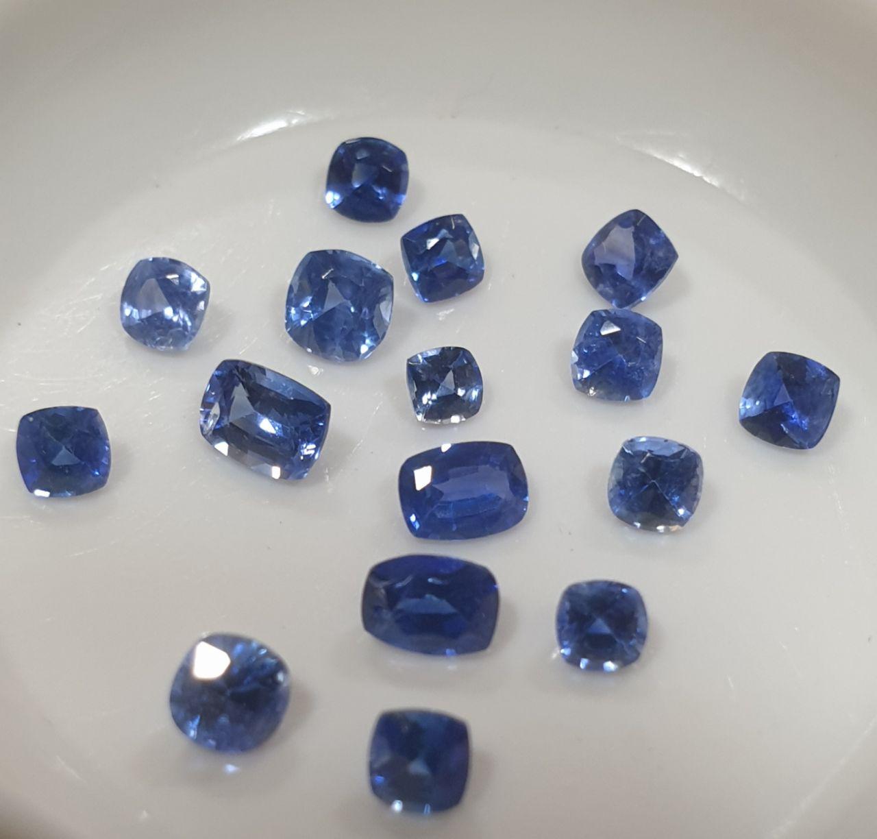 Lote de zafiros azules naturales AAA - Tamaños y formas variados, facetados, cuadrados y rectangulares - Paquetes de piedras preciosas - Piedras sueltas - Precio al por mayor