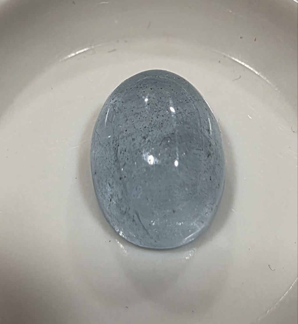 Natural Aquamarine Gemstone Oval Cabochon 14.1x10.6mm. 8.7Cts.