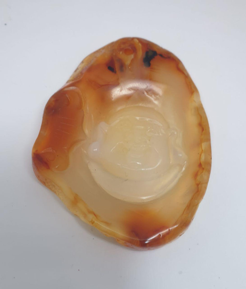 Colgante grande de Buda tallado en ágata cornalina. Talla de piedra preciosa. Pieza única de 74 x 53 mm.