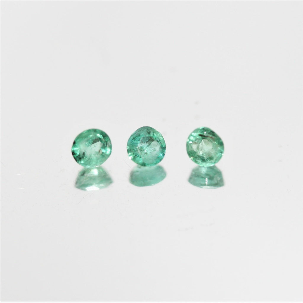 Lote de Esmeralda Redonda Facetada de 2,25 mm - Lote de 1 Quilate - Artículo 347LO
