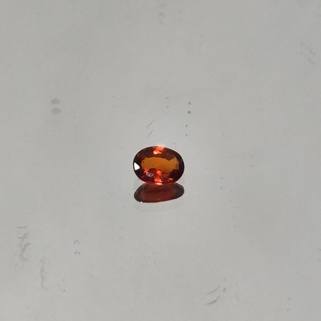 Lote de 6 zafiros multicolores ovalados facetados de 5 x 4 mm. - Paquetes de piedras preciosas - Piedras sueltas al por mayor - Gemas naturales