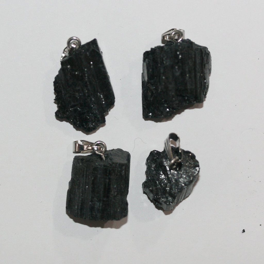 Colgante de turmalina negra sin pulir (13-18 mm aprox.) (1 unidad)