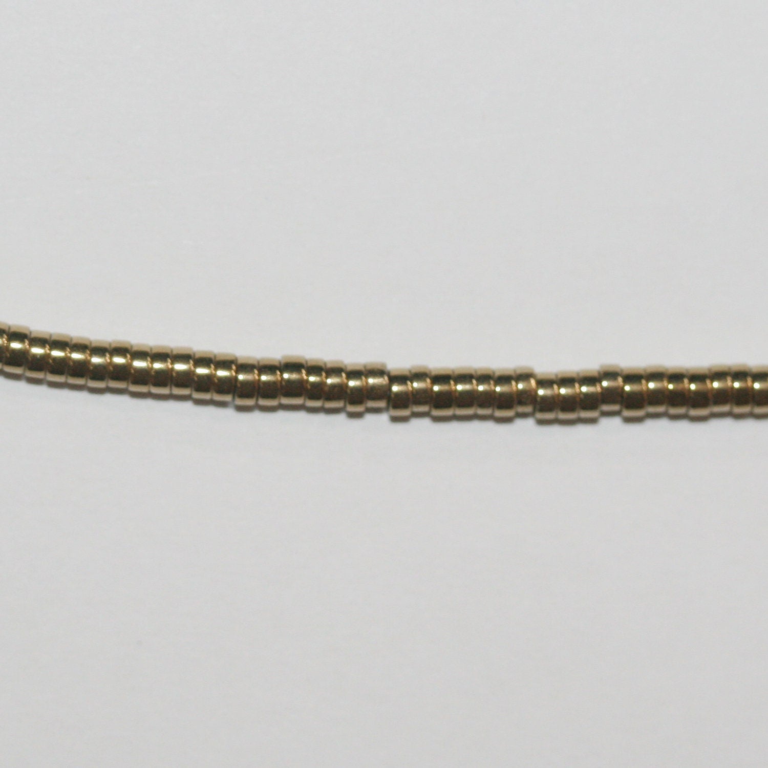 Cuentas de disco lisas de hematita dorada de 16" de 2 x 1 mm, hilo de 40 mm.