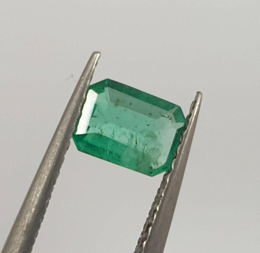 1 Pc  Natural Emerald 6x4.3mm - Green Emerald- Brazilian Stone