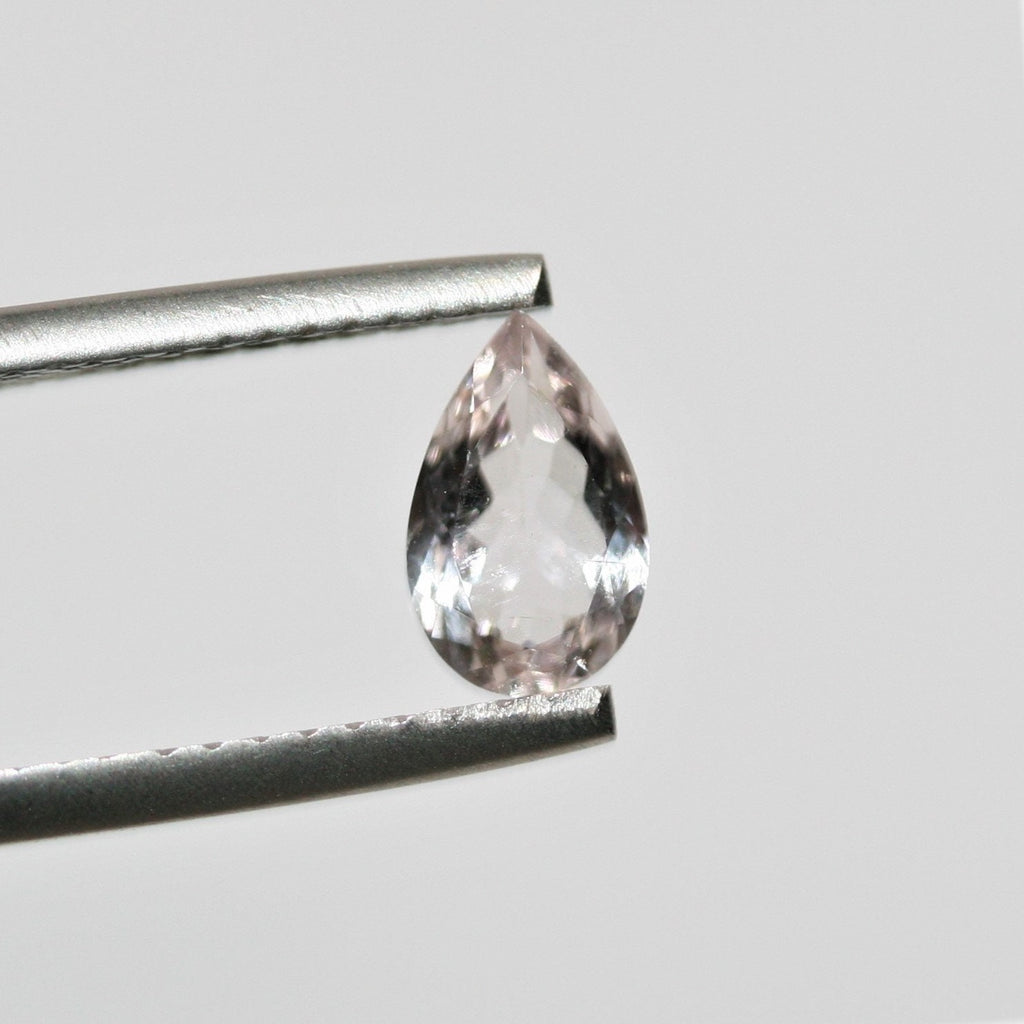 Lote de 2 Morganitas Facetadas en Forma de Gota de 8x5 mm (2 Piezas)