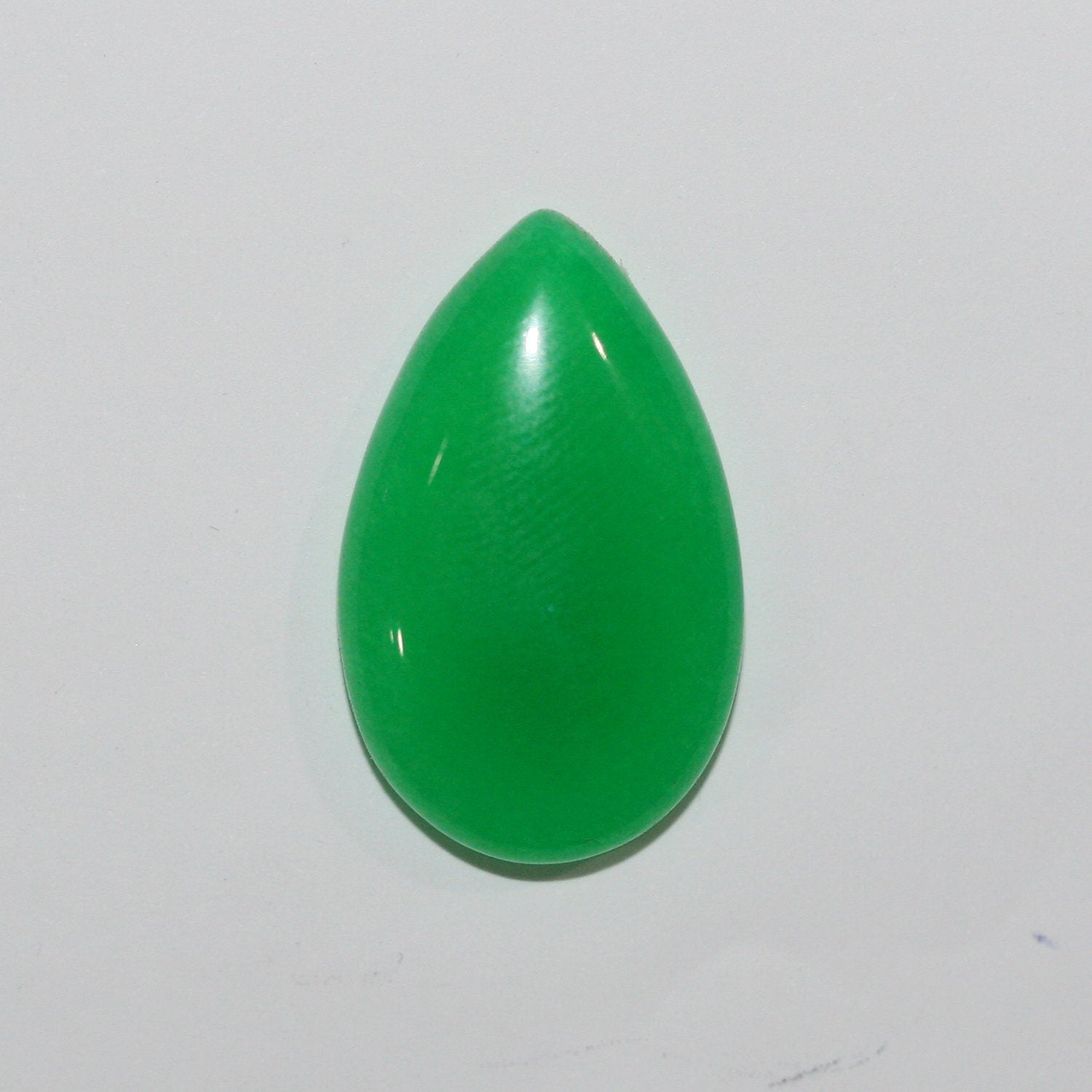 10Pcs Lot Green Dyed Jade Drop Cabochon ( 10 Pcs ) 26x16mm.