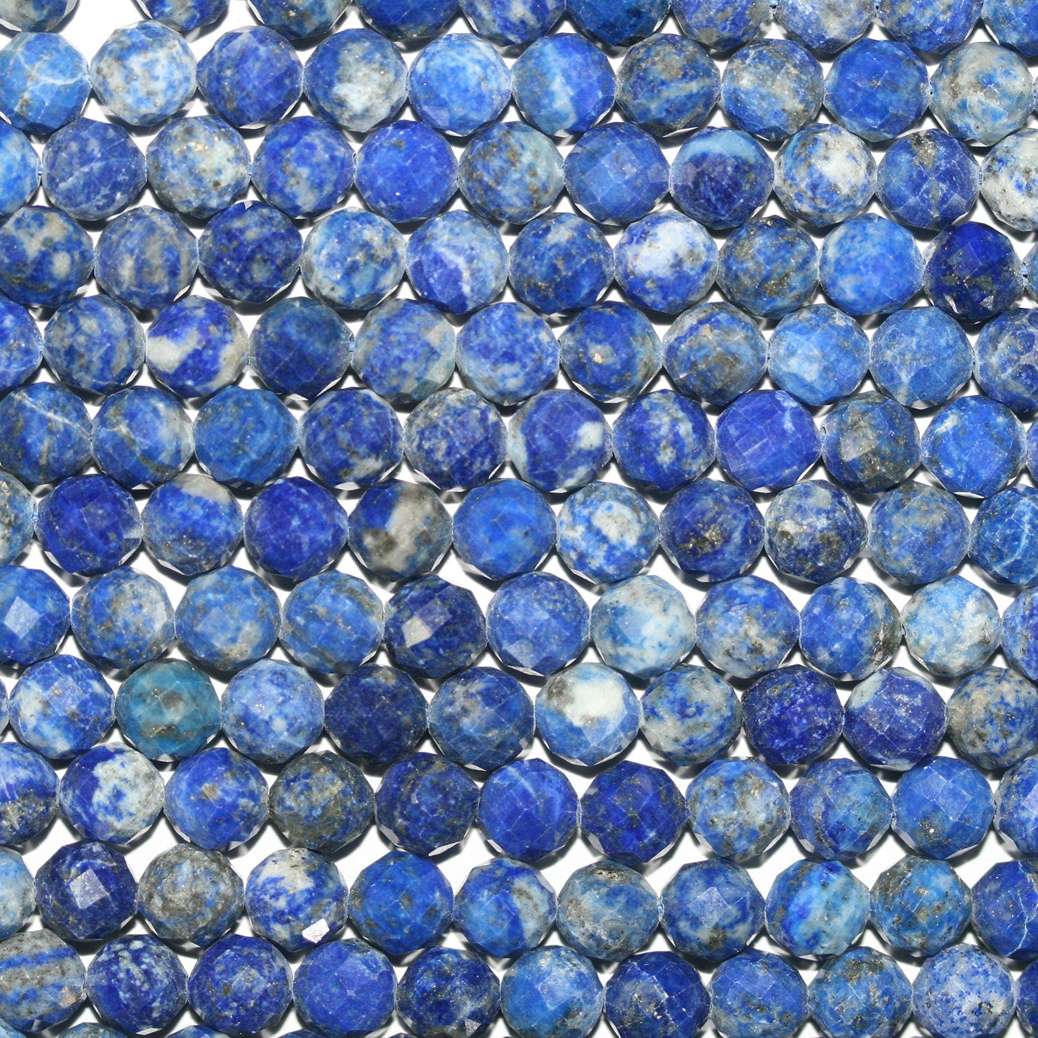 Perles rondes à facettes en lapis-lazuli de 15 pouces, 6 mm - Fil de 39 cm.