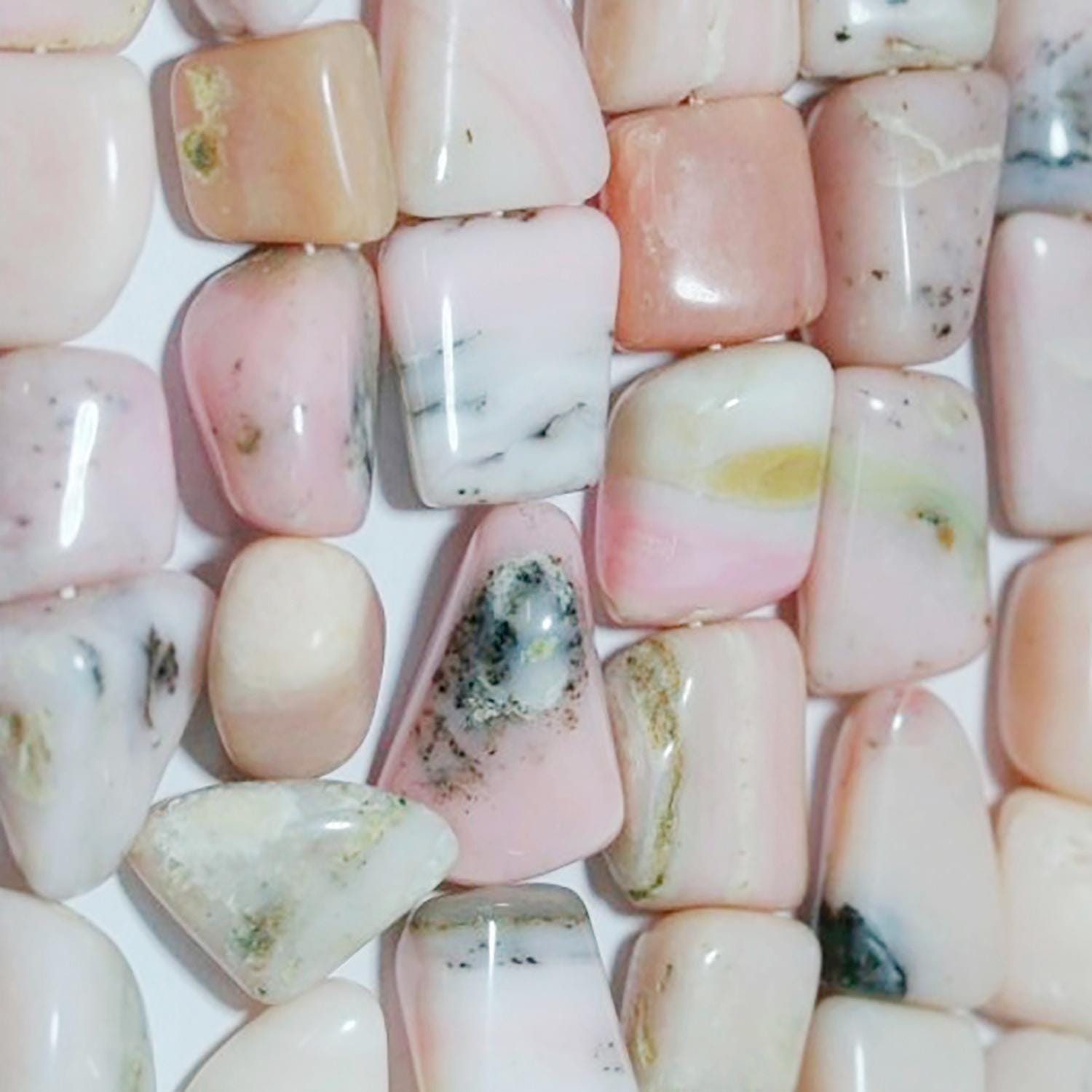 Cuentas irregulares de ópalo rosa de 40 cm, lisas, de 18 x 13 mm. Tira de aprox. 40 cm.