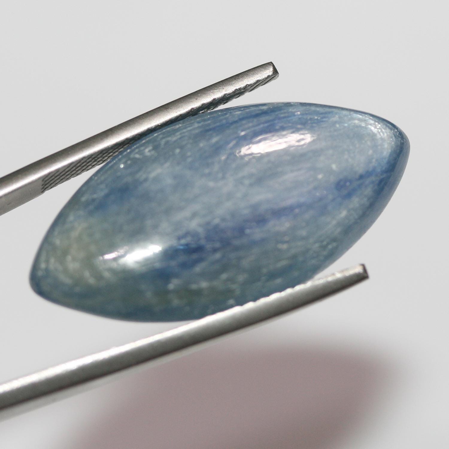 Lote de 2 cabujones de cianita marquesa de 30 x 15 mm (2 uds.).