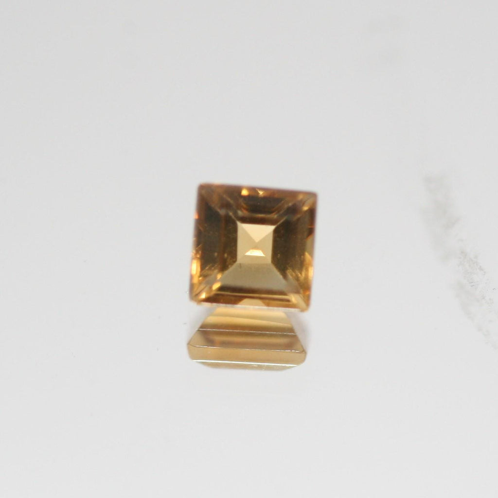 Lote de 20 piezas de citrino facetado cuadrado de 3,5 mm. (20 piezas).