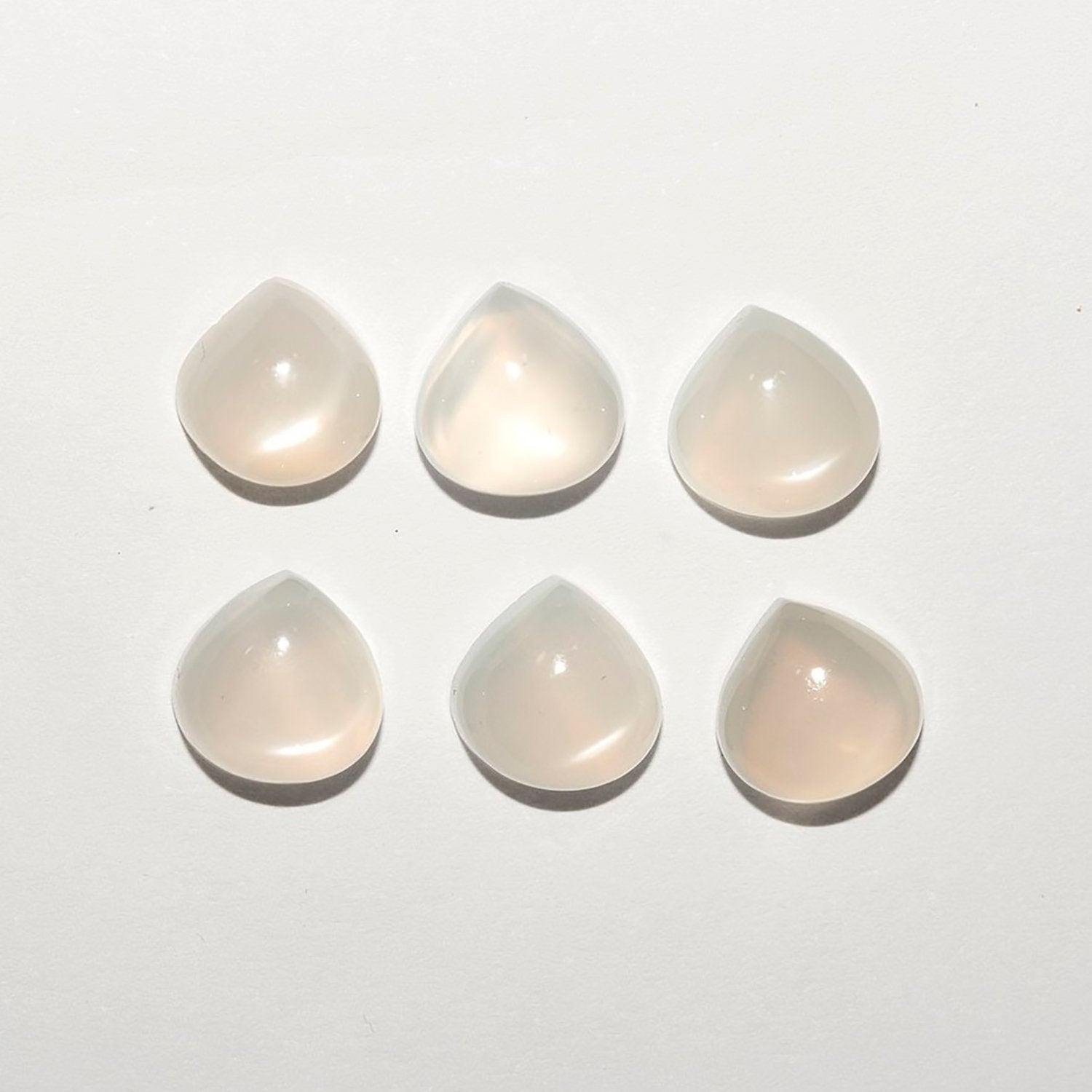 Lote de 6 cabujones de piedra lunar de 8 mm. (6 uds.)