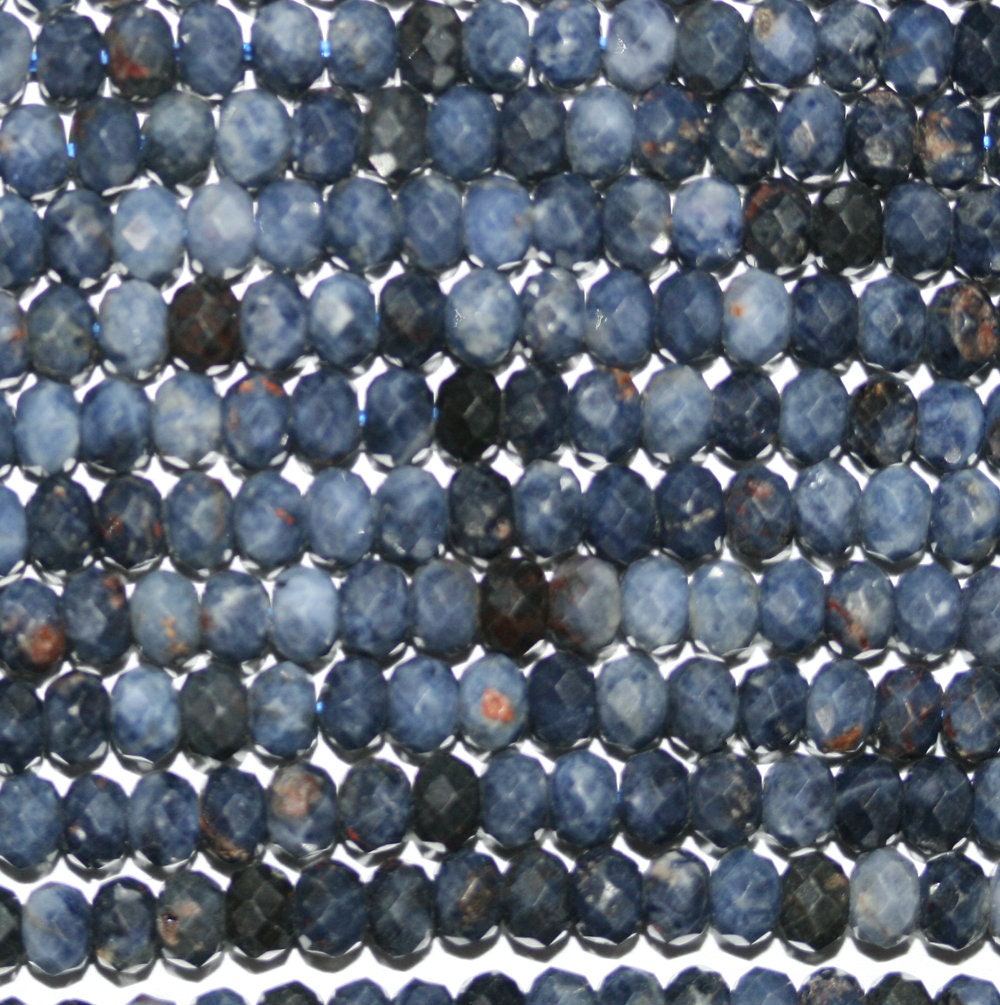 Cuentas redondas facetadas de zafiro St. de 16" de 4 x 3 mm.