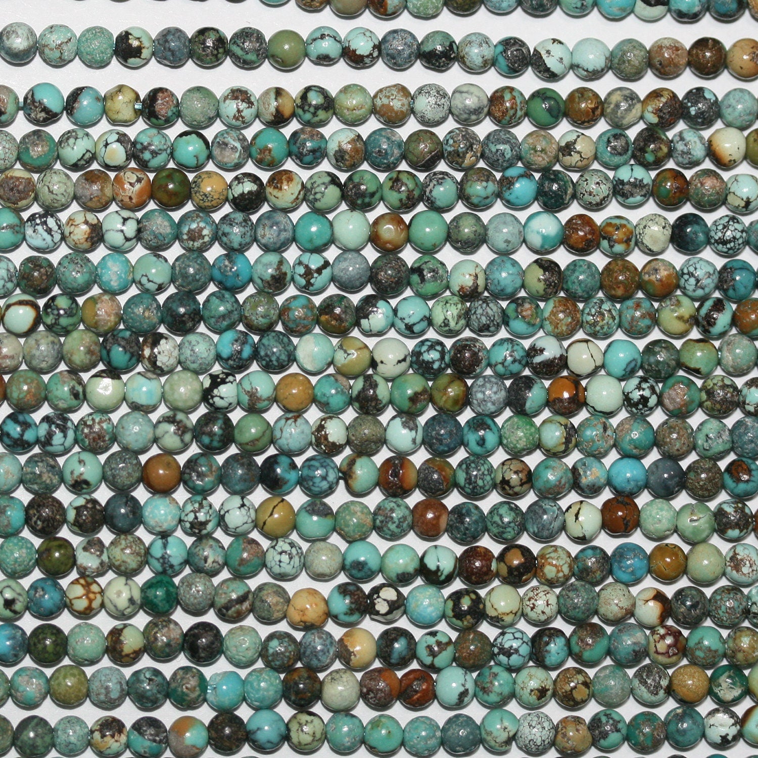 Perles rondes lisses en turquoise St de 15 pouces, 3,5 mm - Fil de 39 cm.