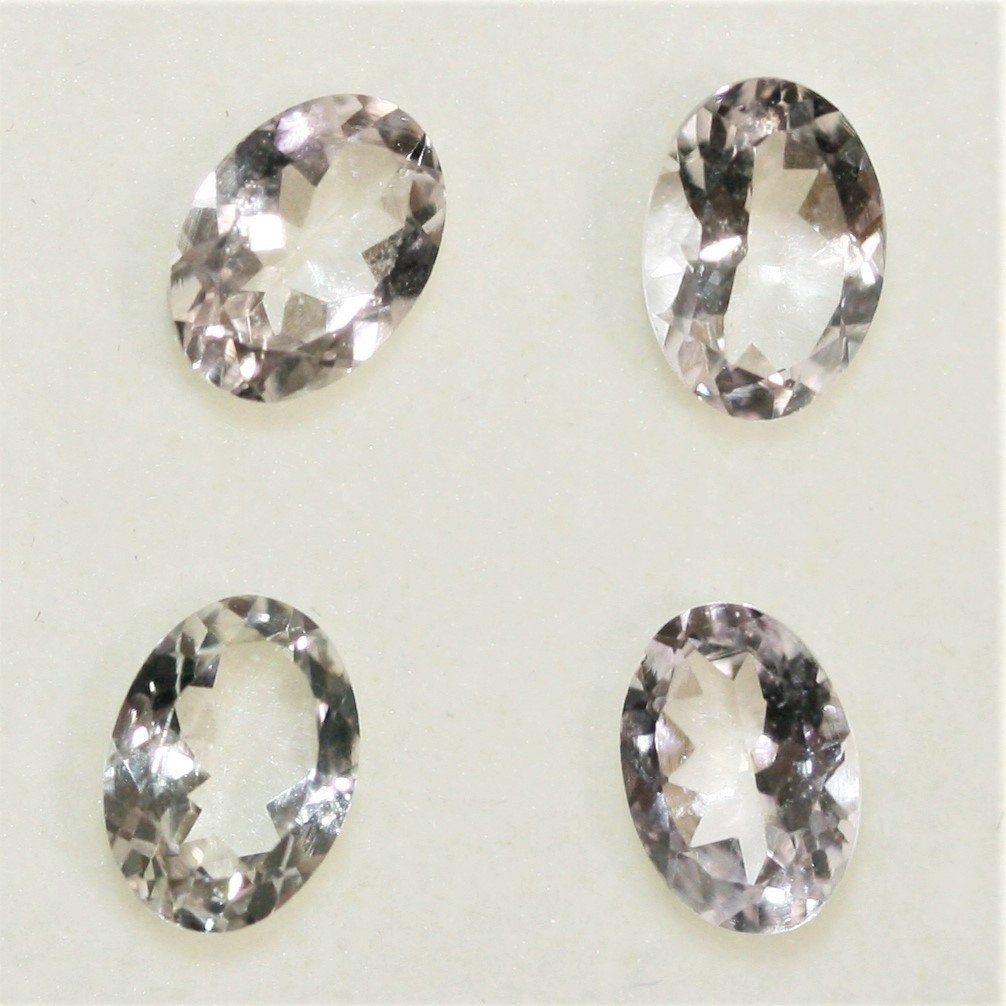 Lote de 4 Morganitas Ovaladas Facetadas de 7x5 mm. (4 Piezas)