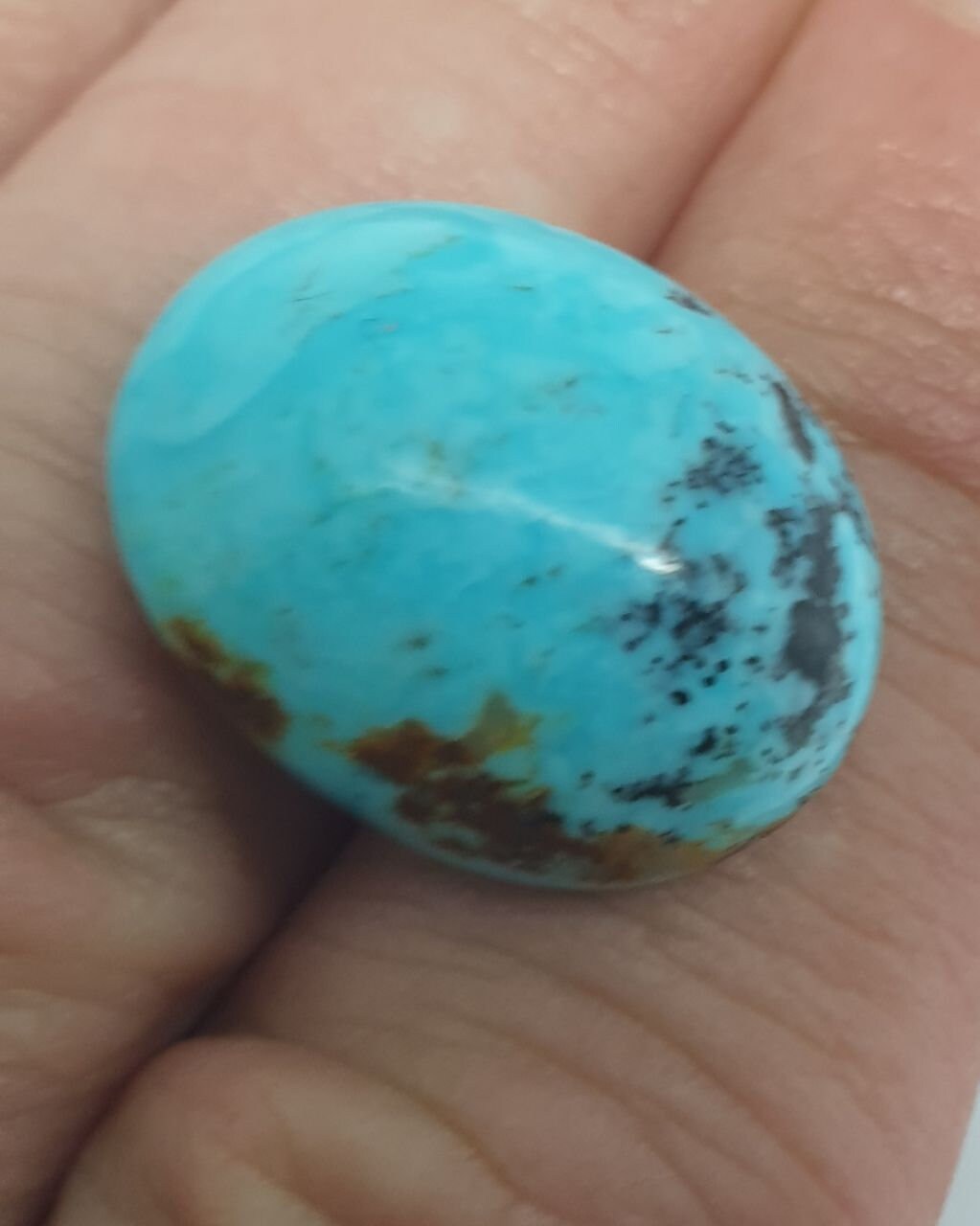 Natural Turquoise Smooth Oval Cabochon 20.2x15.7mm. (16.8ct.)