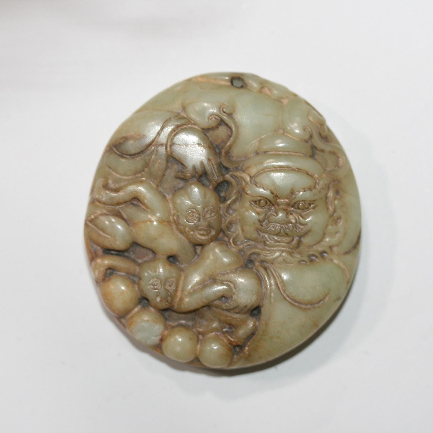 Colgante de Jade Marrón 49mm.-Artículo 124JM