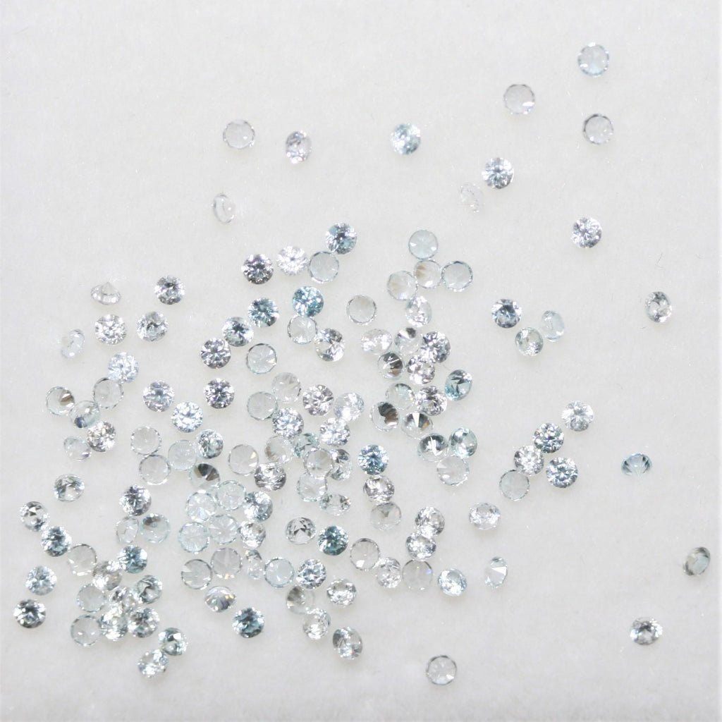 Lote de aguamarinas facetadas redondas de 1,1 mm. Aprox. - Lote de 2 quilates - Artículo 325LO