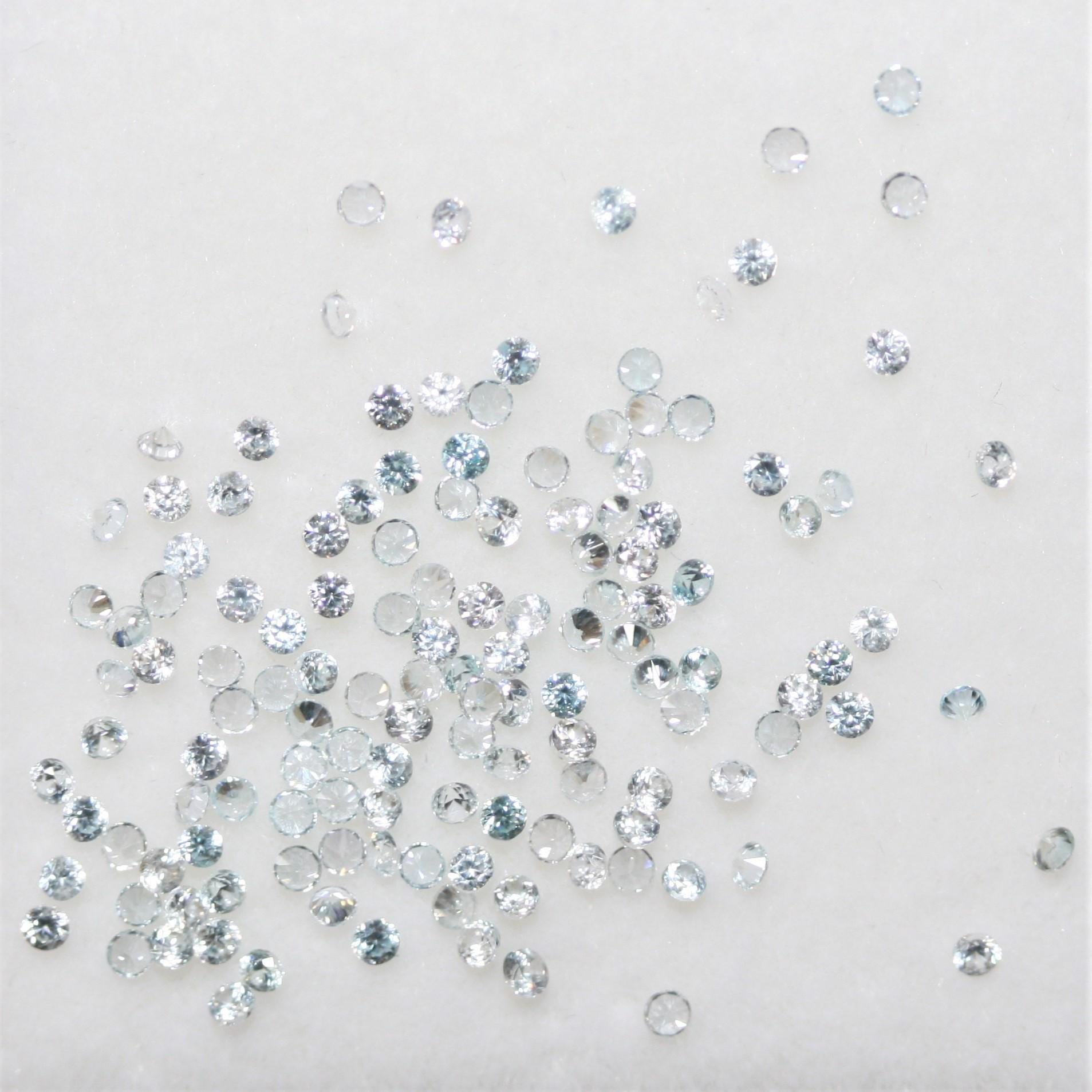 Lote de aguamarinas facetadas redondas de 1,1 mm. Aprox. - Lote de 2 quilates - Artículo 325LO
