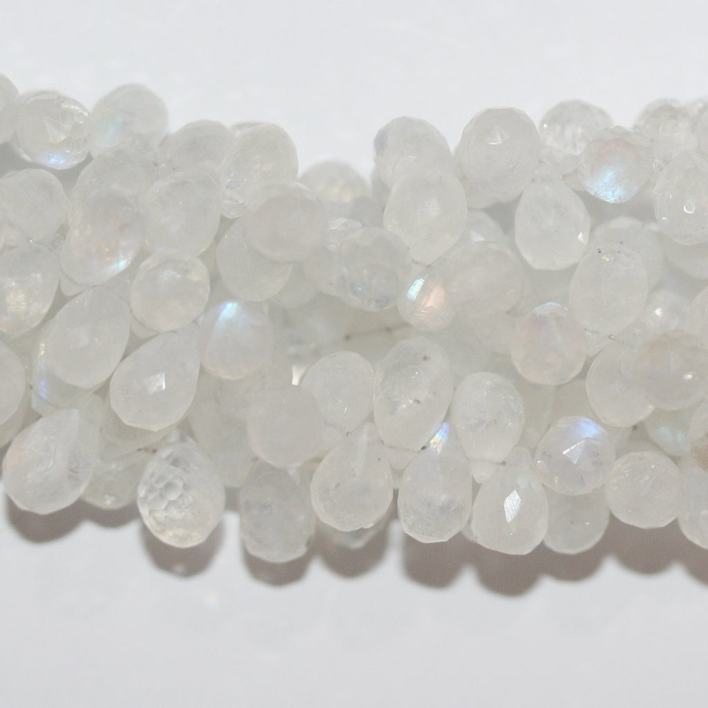 Perles en pierre de lune facettées de 8 pouces, 9 x 6 mm - Fil de 20 cm.