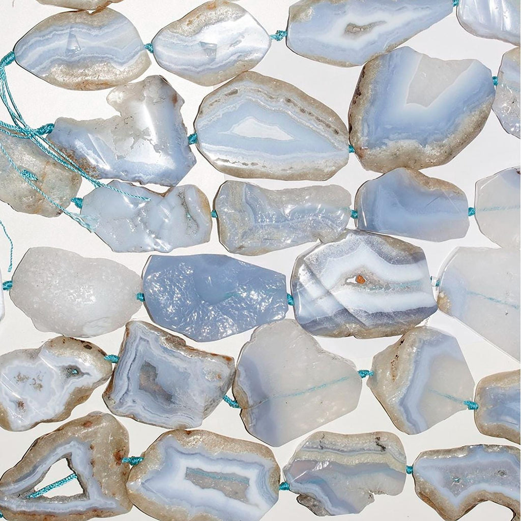 Perles plates irrégulières en calchédoine bleue St, 16 pouces (environ 36-65 mm) - Longueur du fil : 40 cm