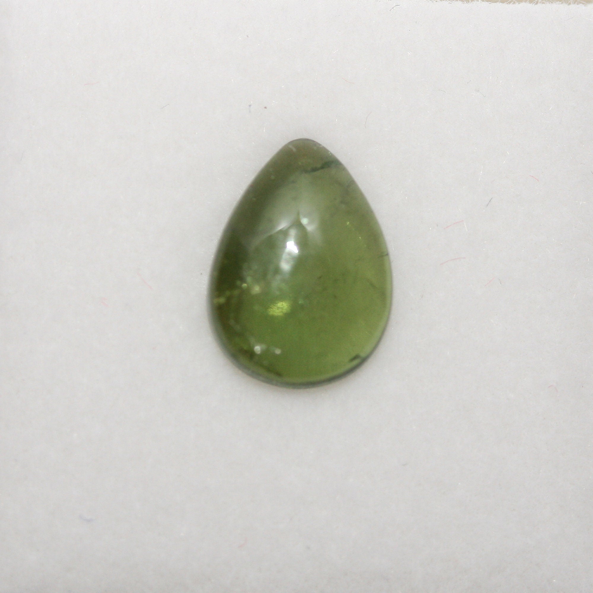 Green Tourmaline Drop Cabochon 9.5x7mm.(1.7ct.)