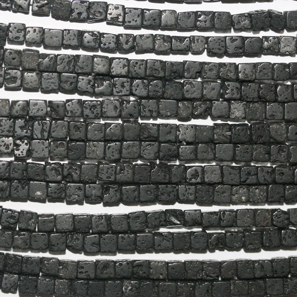 Perles cubiques lisses St Lava de 15 pouces (4 mm) - Fil de 39 cm