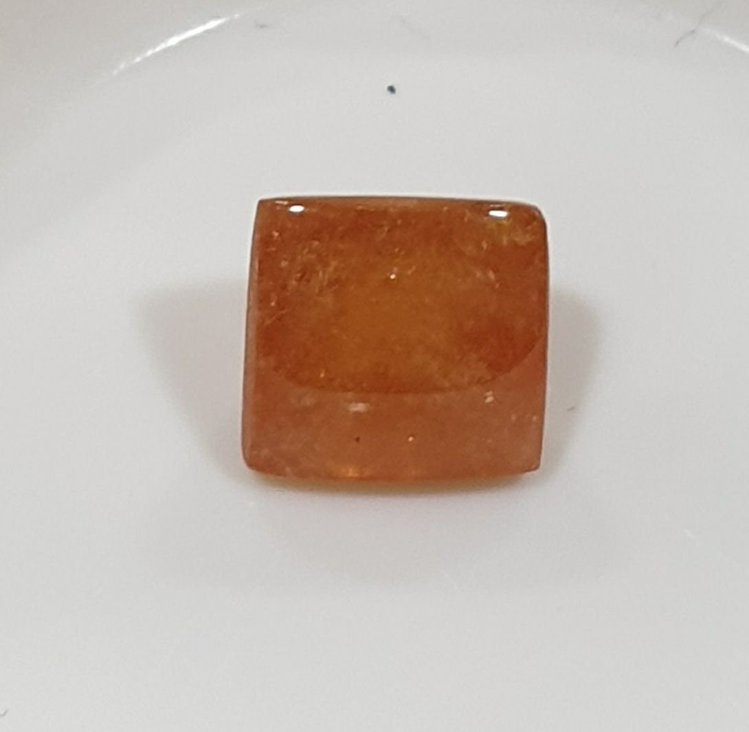 Spessartine Garnet Cushion Cabochon 7mm (2.86ct.).