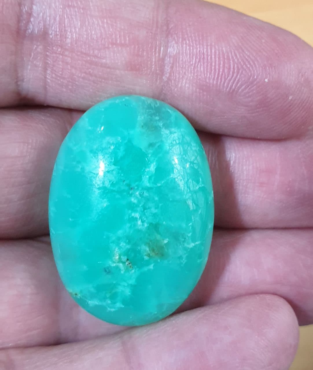 Gros cabochon ovale de chrysophase de 60,85 ct, pierre précieuse naturelle non traitée - Vente en gros