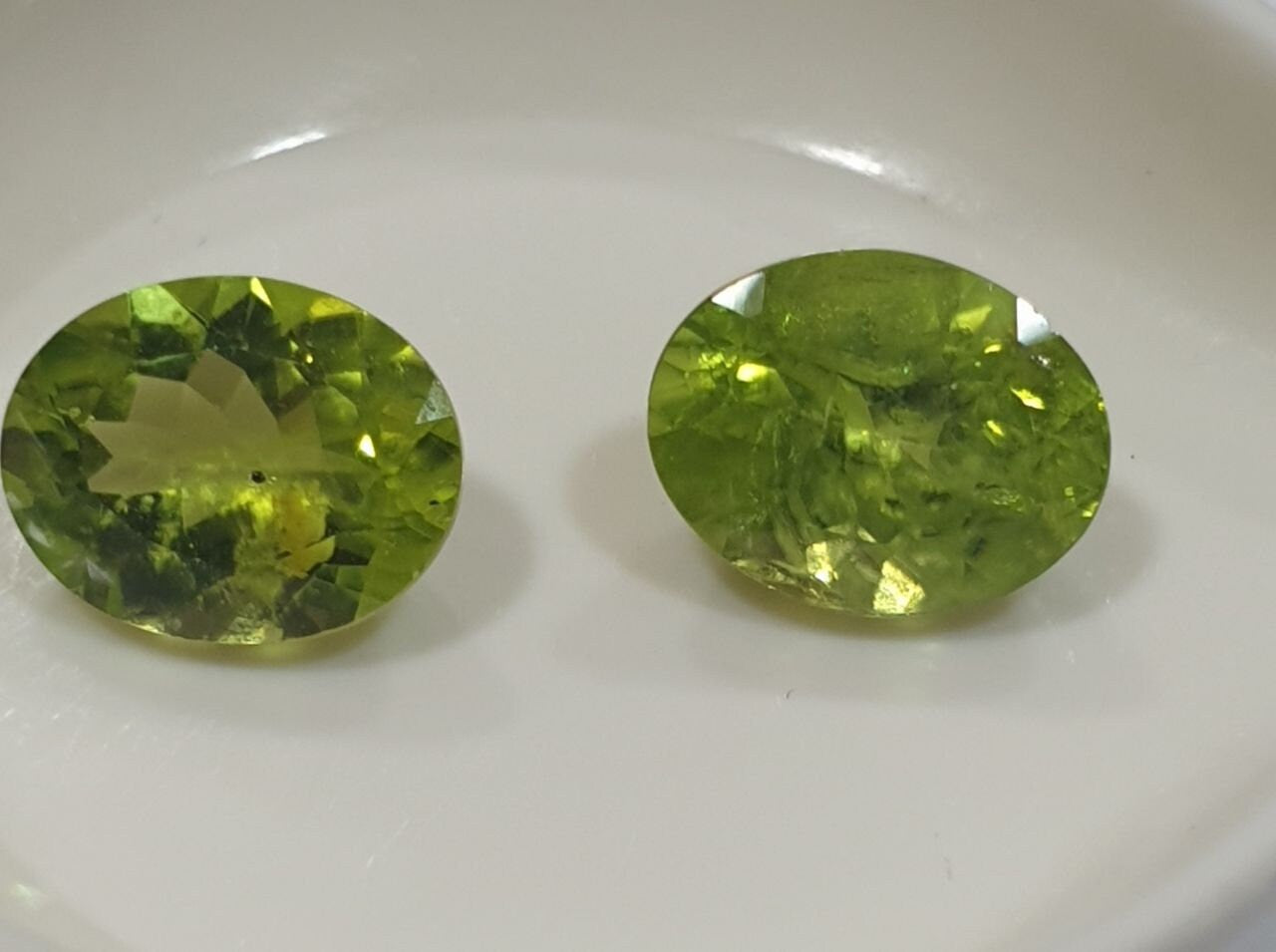 1 Peridot Matching Pair Faceted Oval Cut  10x8mm Olivine Green