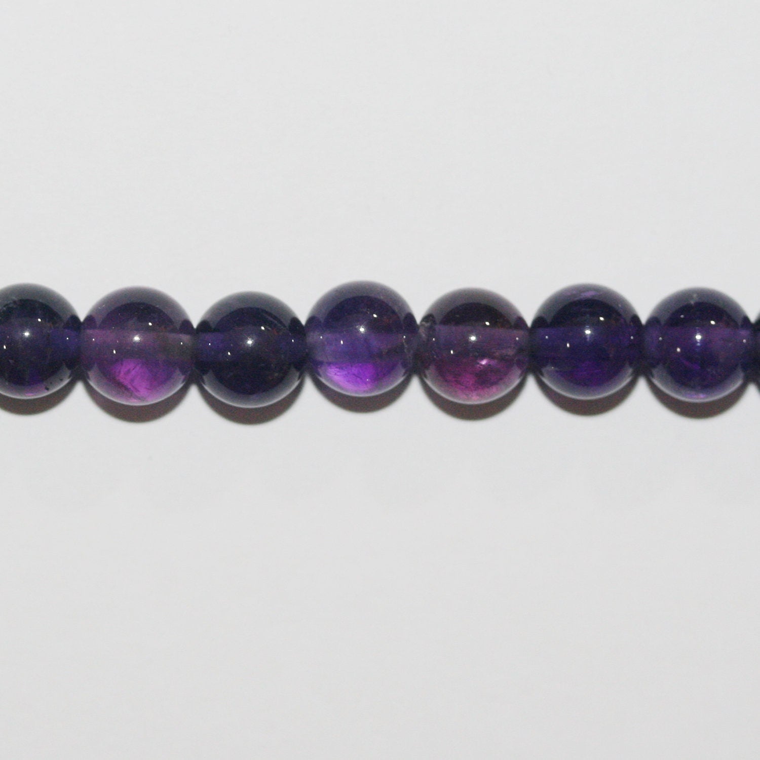 15" Perles rondes lisses en améthyste St 6,5 mm.-Rig 39 cm.