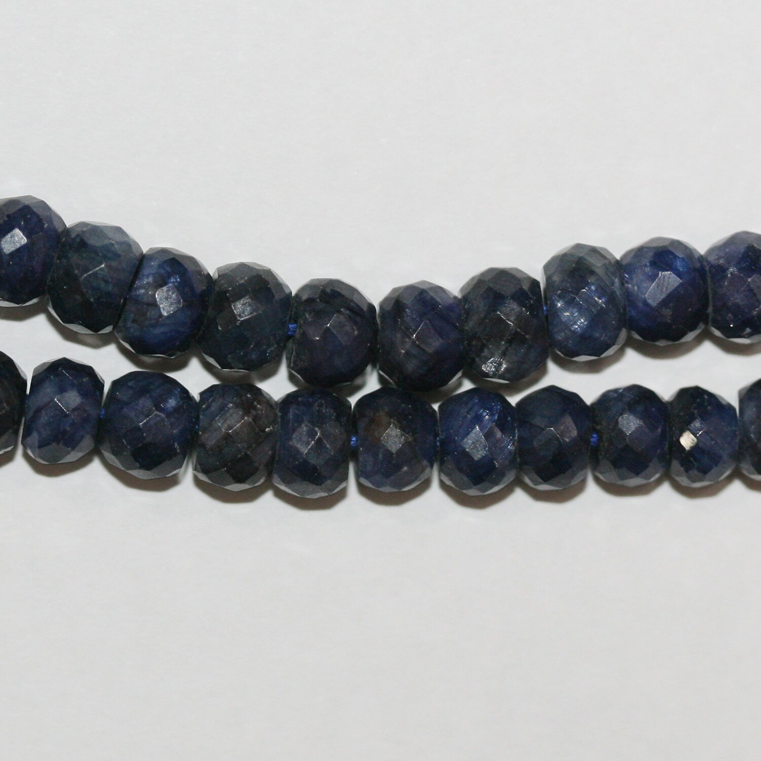 Perles rondelles à facettes en saphir de 14 pouces (corindon) 8x6 mm.-Rig 37 cm.