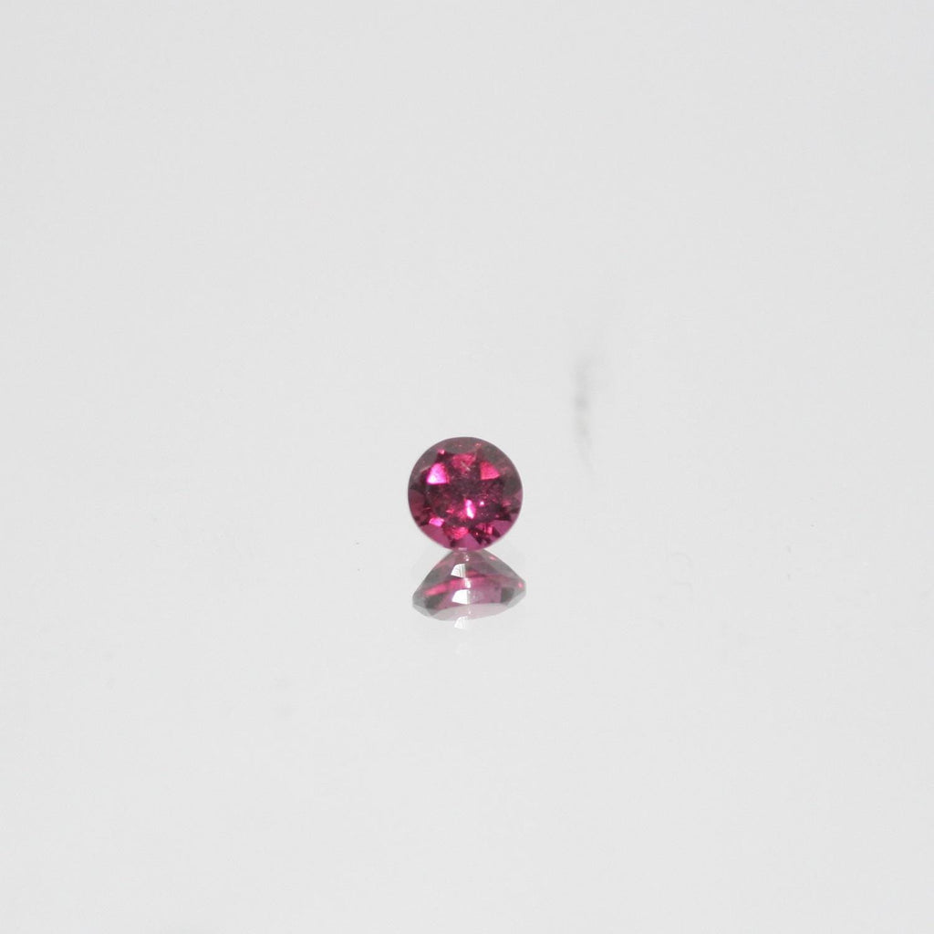 Lote de Granate Rodolita Redonda Facetada 4mm.-(15Pcs)